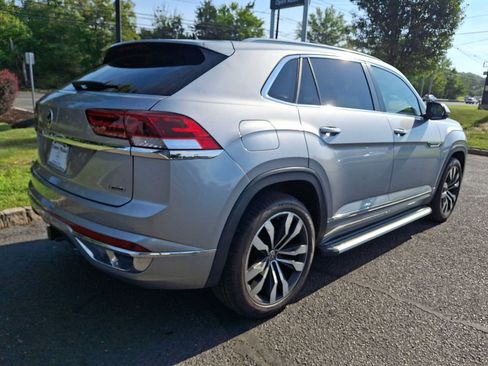 Used 2021 Volkswagen Atlas Cross Sport SEL R-Line AWD/4WD image 6