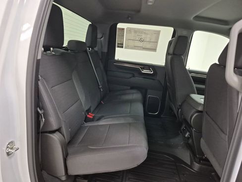 New 2026 GMC Sierra 2500 SLE w/ SLE Value Package; image 28