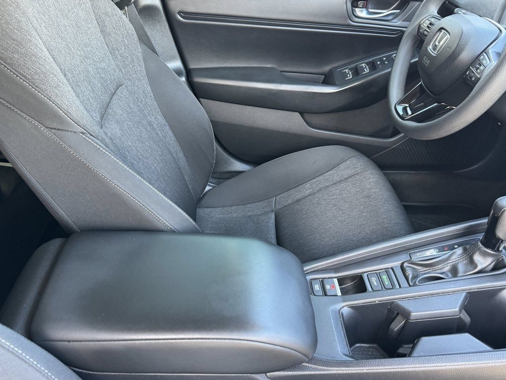 Used 2023 Honda Accord EX image 10