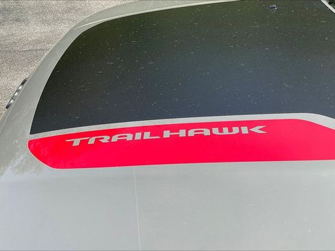 Used 2022 Jeep Compass Trailhawk w/ Trailhawk Elite Group AWD/4WD image 37