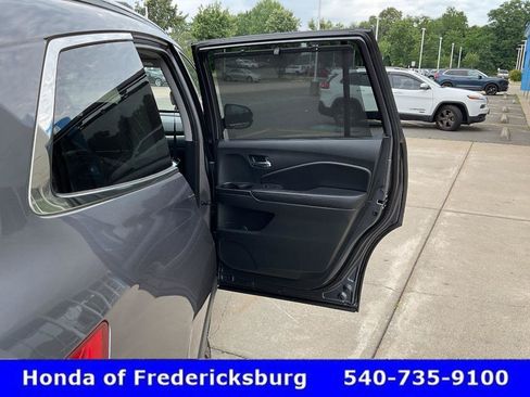 Used 2021 Honda Pilot Special Edition image 17