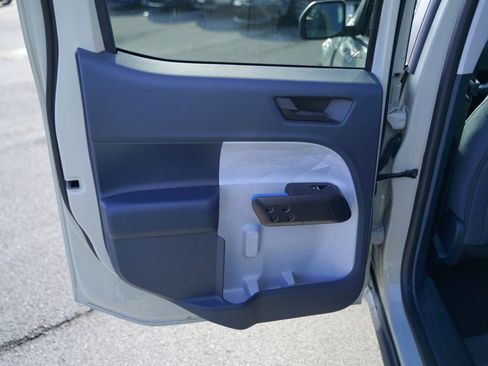 Used 2025 Ford Maverick XLT w/ XLT Luxury Package image 17