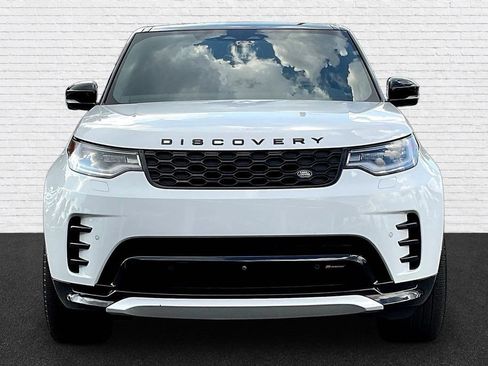 Used 2023 Land Rover Discovery HSE R-Dynamic AWD/4WD image 2