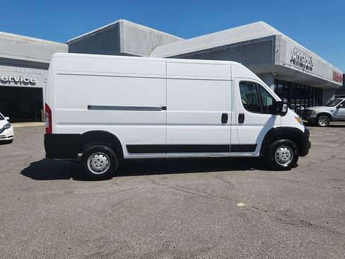 Used 2023 RAM ProMaster 2500 FWD image 7