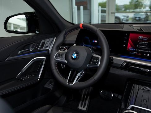 Used 2025 BMW X2 M35i w/ Premium Package image 41