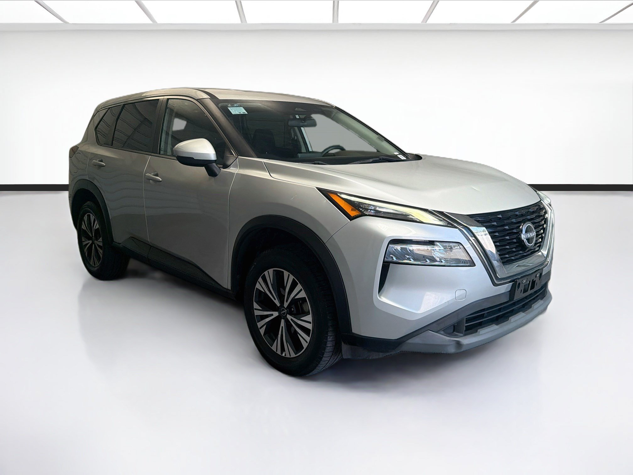 Used 2022 Nissan Rogue SV AWD/4WD image 3