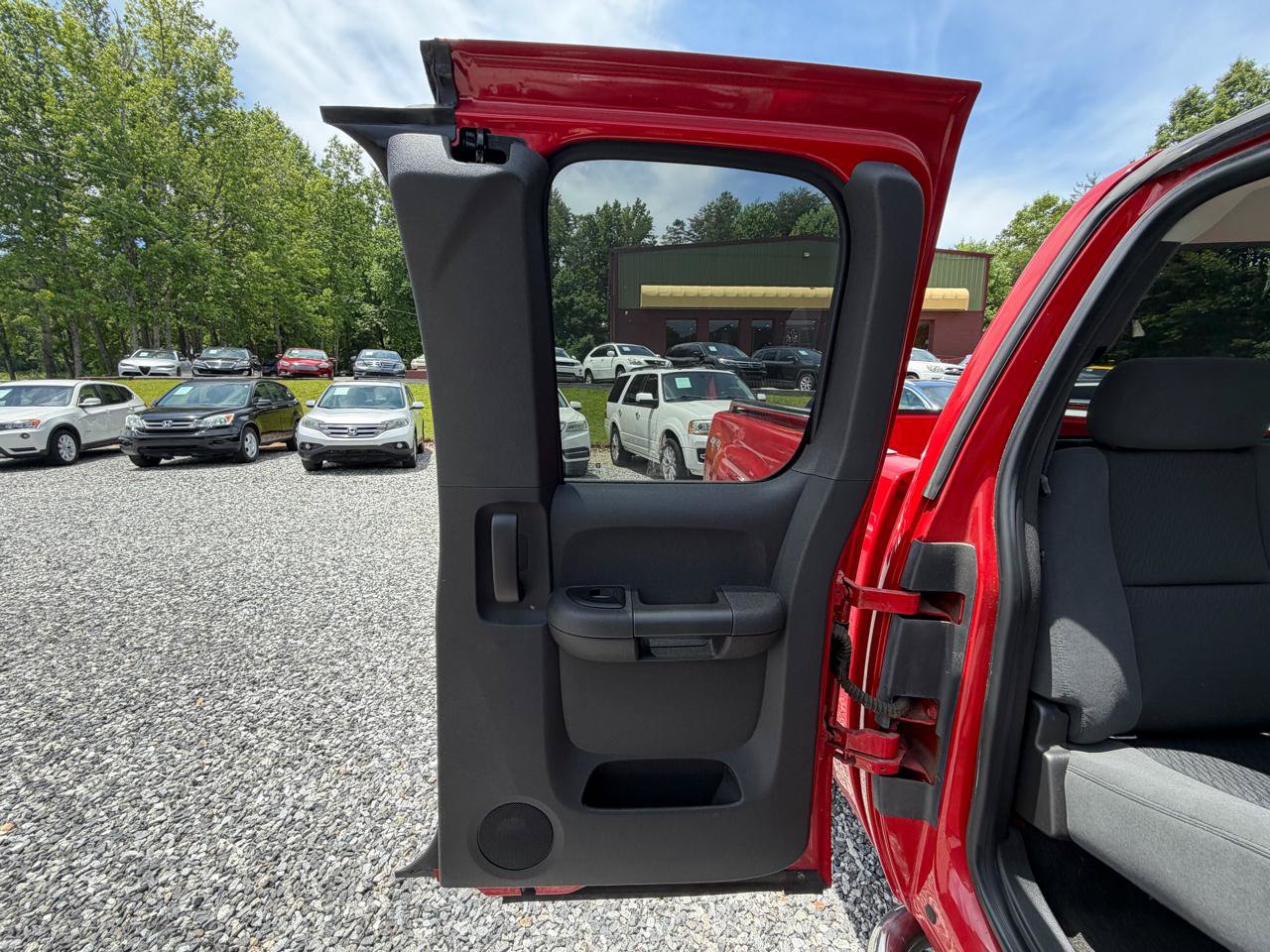 Used 2009 GMC Sierra 1500 SLE w/ Power Pack Plus AWD/4WD image 13