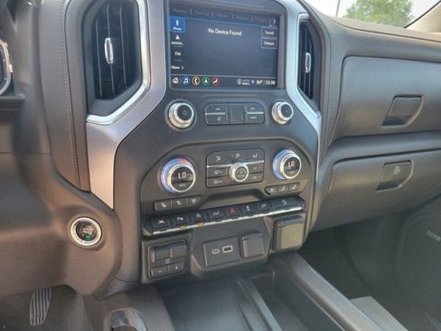Used 2021 GMC Sierra 1500 SLT w/ SLT Premium Plus Package AWD/4WD image 17