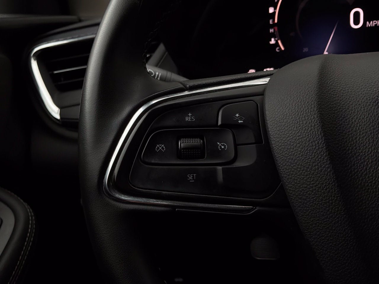 Used 2025 Buick Encore GX Preferred FWD image 35