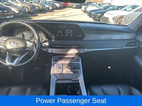 Used 2020 Hyundai Palisade SEL w/ Premium Package image 17