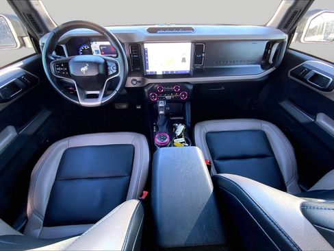 Used 2023 Ford Bronco Wildtrak AWD/4WD image 13