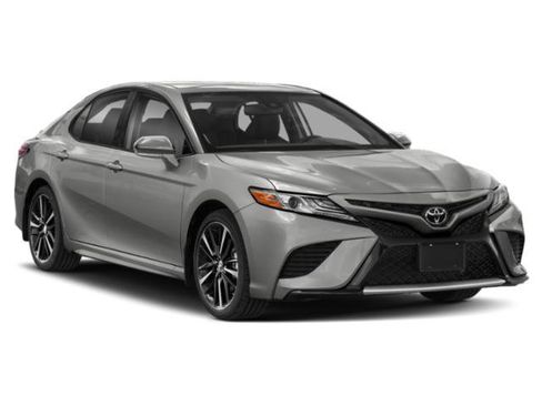 Used 2019 Toyota Camry LE FWD image 9