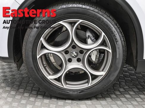 Used 2024 Alfa Romeo Stelvio Sprint AWD/4WD image 34