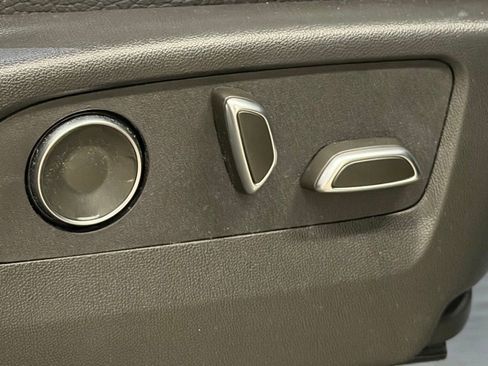 Certified 2024 GMC Yukon XL Denali w/ Advanced Technology Package image 39