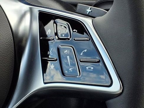 New 2026 Mercedes-Benz GLA 250 GLA 250 image 9