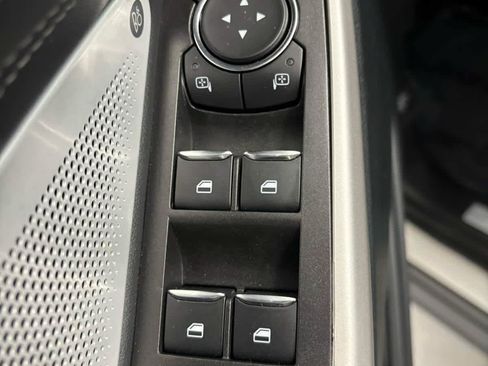 Used 2023 Ford Explorer Limited w/ Limited Technology Package AWD/4WD image 24