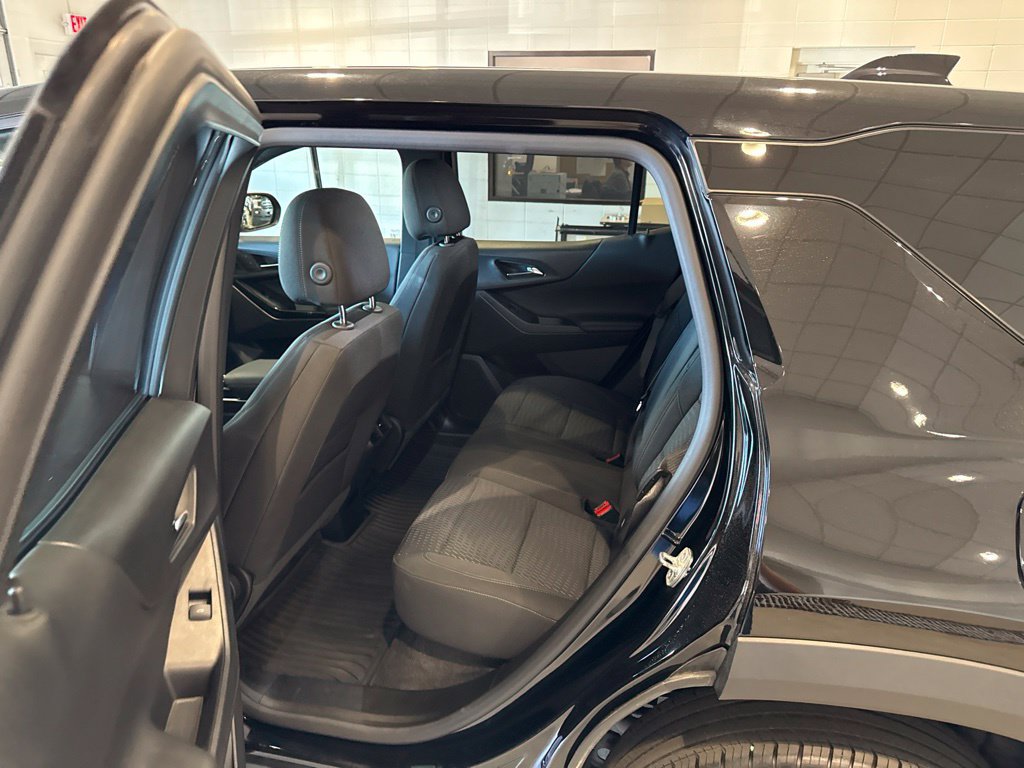 Used 2025 Chevrolet Equinox LT AWD/4WD image 20