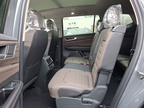 New 2026 Volkswagen Atlas SEL image 7