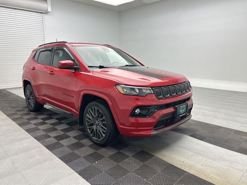 Used 2022 Jeep Compass Limited AWD/4WD image 7