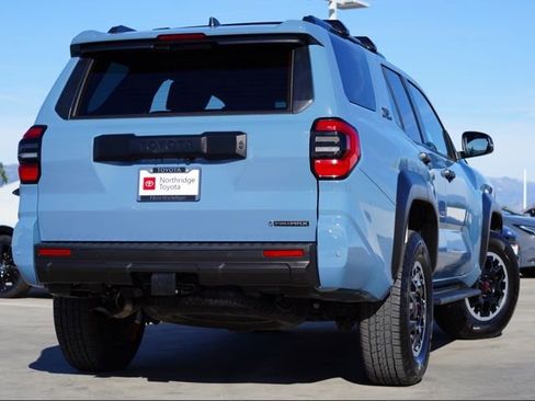 Certified 2025 Toyota 4Runner TRD Off-Road image 6