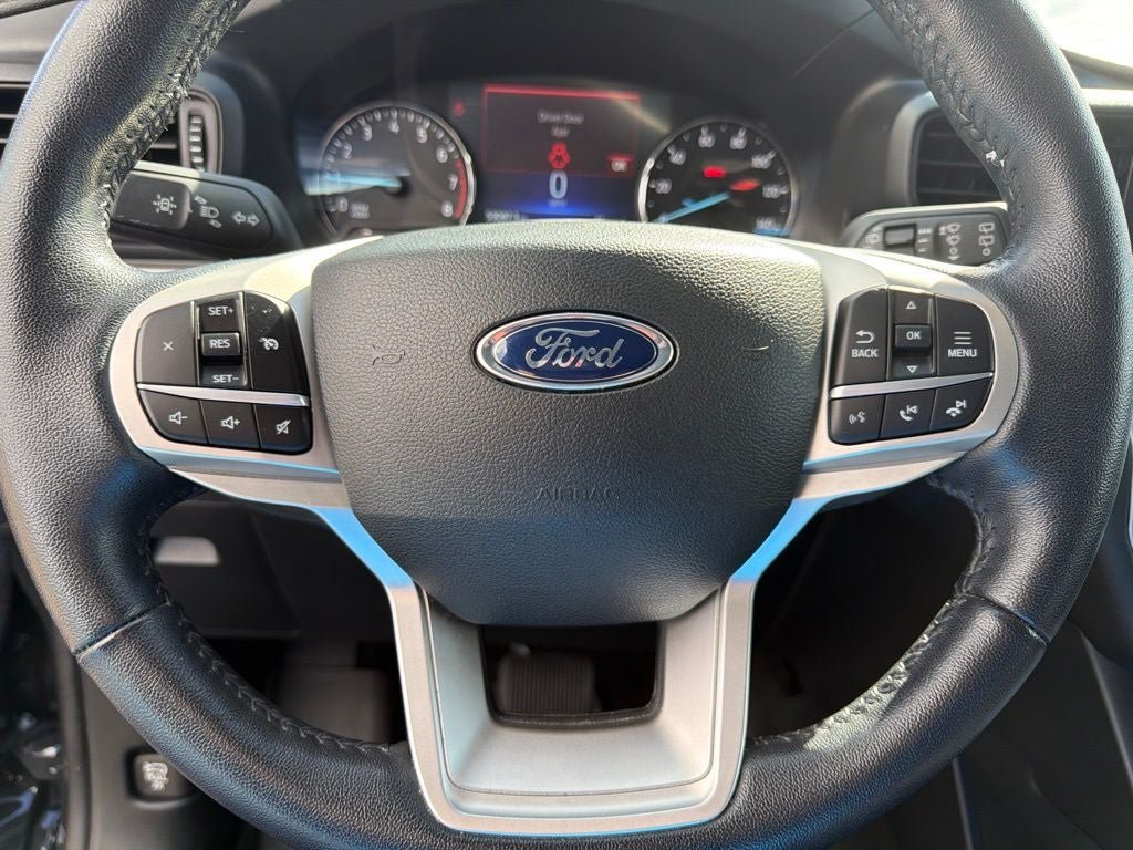 Used 2022 Ford Explorer XLT w/ Class IV Trailer Tow Package AWD/4WD image 16