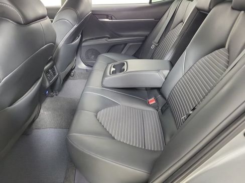 Used 2024 Toyota Camry SE w/ Cold Weather Package FWD image 12