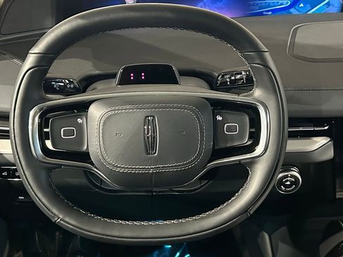 New 2026 Lincoln Navigator Premiere AWD/4WD image 87