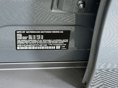 Used 2023 BMW i4 eDrive35 w/ Premium Package image 12