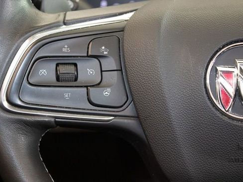 Used 2023 Buick Envision Avenir image 24