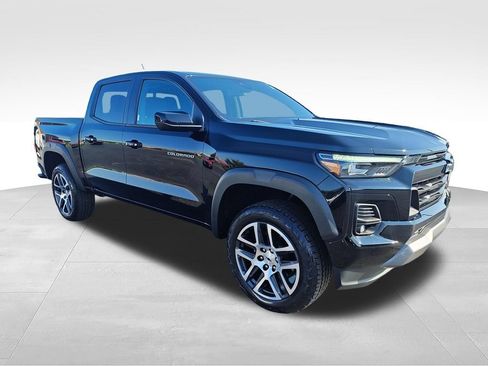 Used 2023 Chevrolet Colorado Z71 w/ Z71 Convenience Package 2 AWD/4WD image 7