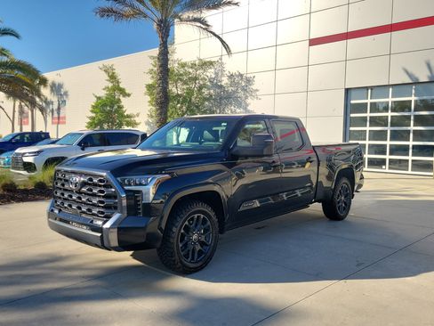 Used 2023 Toyota Tundra Platinum image 1