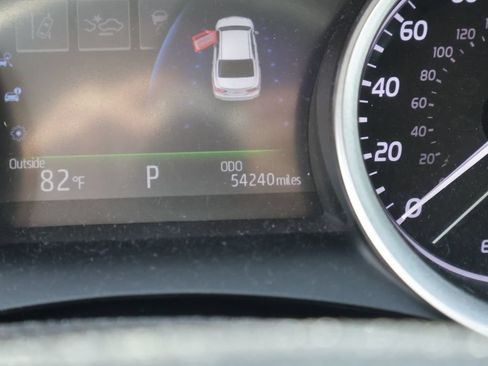 Used 2022 Toyota Camry LE AWD/4WD image 31