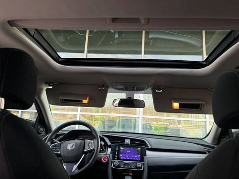 Used 2018 Honda Civic EX image 16