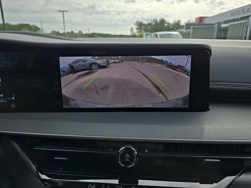 Used 2025 Nissan Murano SV image 26