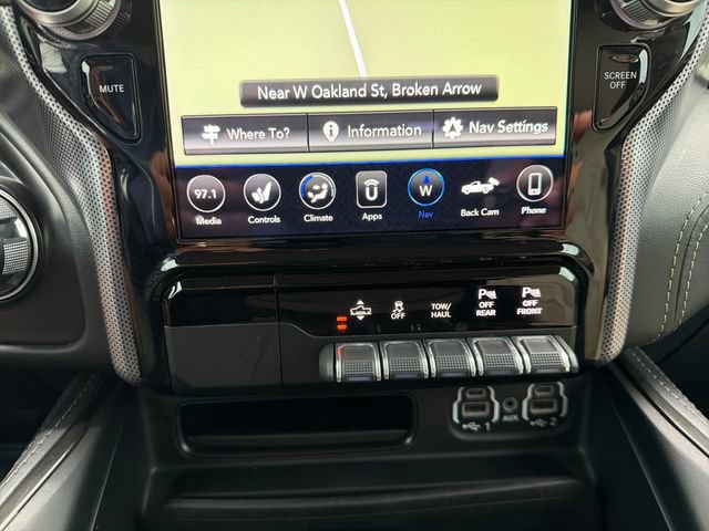 Used 2021 RAM 1500 Limited AWD/4WD image 14