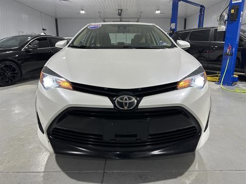 Used 2017 Toyota Corolla LE image 2