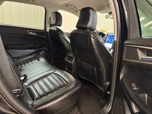 Used 2022 Ford Edge SEL AWD/4WD image 25