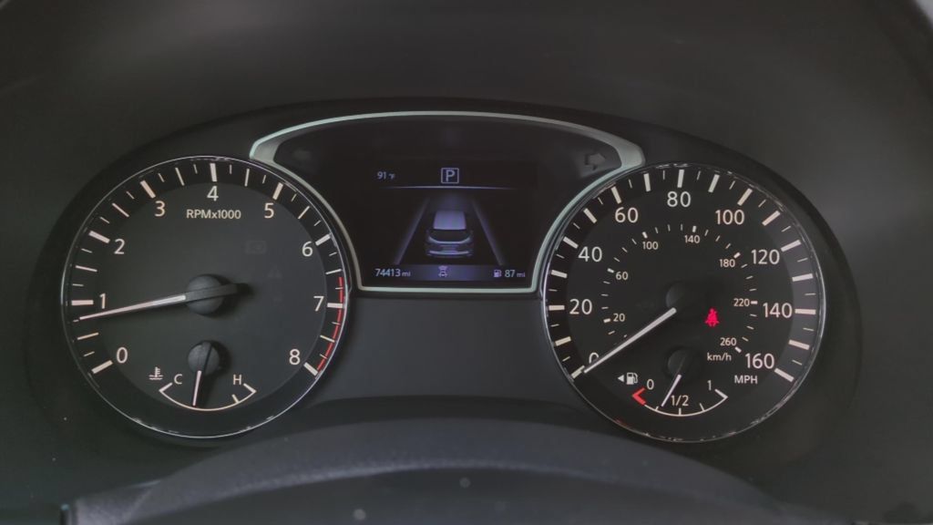Used 2020 Nissan Pathfinder S FWD image 22