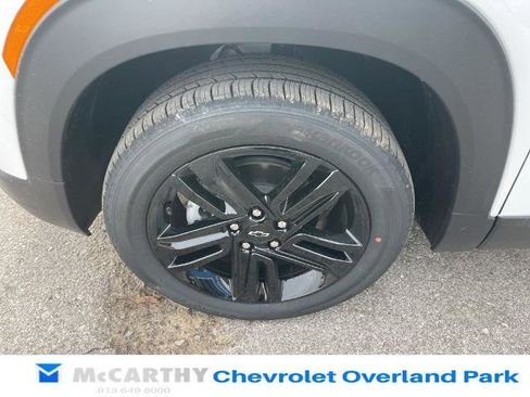 New 2026 Chevrolet TrailBlazer LT w/ Convenience Package AWD/4WD image 9