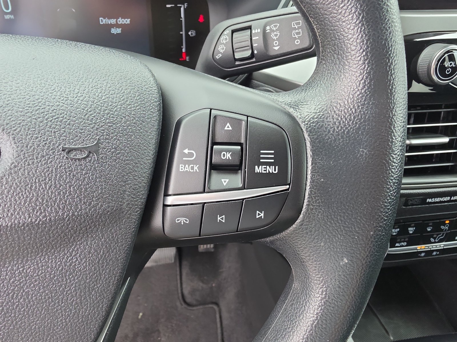 Certified 2025 Ford Escape Active FWD image 24