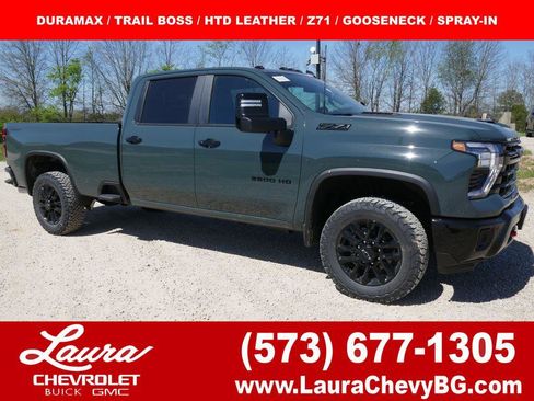 New 2026 Chevrolet Silverado 3500 LT w/ Trail Boss Package AWD/4WD image 1