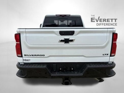 Used 2026 Chevrolet Silverado 2500 LTZ w/ Trail Boss Package AWD/4WD image 6