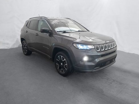 Used 2022 Jeep Compass Latitude w/ Convenience Group image 10