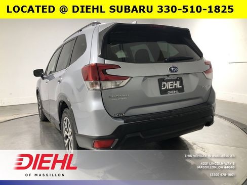 Used 2020 Subaru Forester Premium image 5