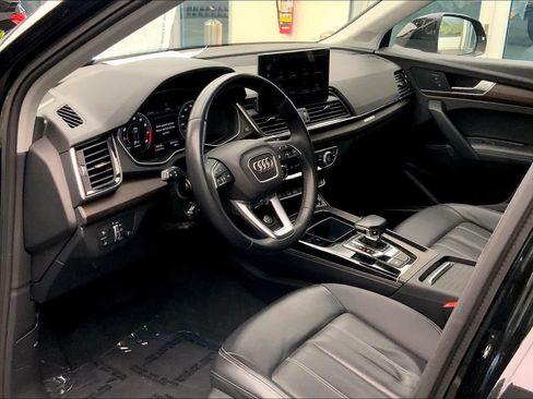 Used 2021 Audi Q5 2.0T Premium Plus w/ Premium Plus Package AWD/4WD image 18