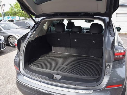 Used 2020 Nissan Murano Platinum w/ Cargo Package FWD image 6