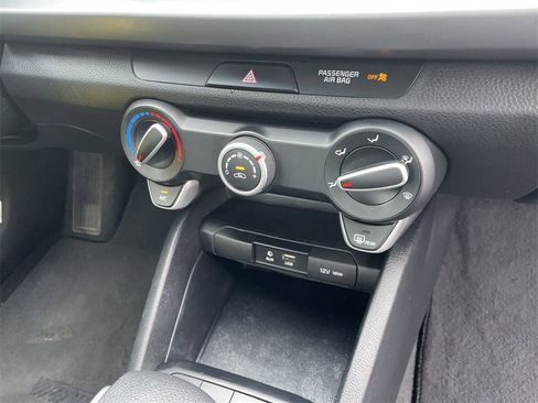 Used 2020 Kia Rio S image 25