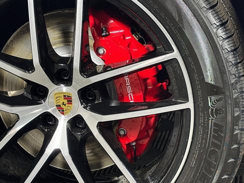 New 2026 Porsche Macan S image 40