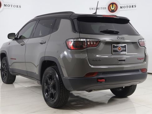 Used 2023 Jeep Compass Trailhawk w/ Trailhawk Convenience Group AWD/4WD image 4