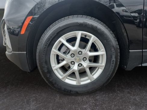 Used 2023 Chevrolet Equinox LT w/ Driver Convenience Package image 14